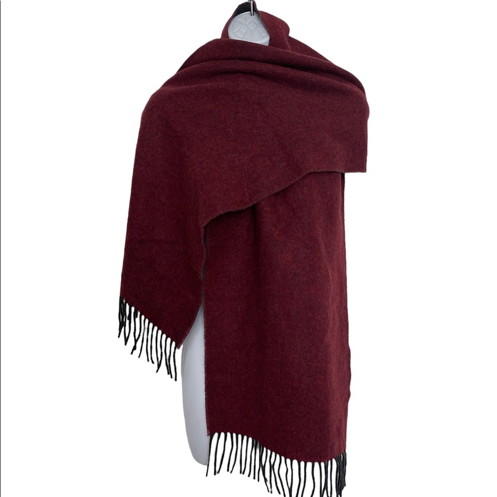 Chelsey from Nordstrom 100% cashmere oversized extra wide unisex scarf